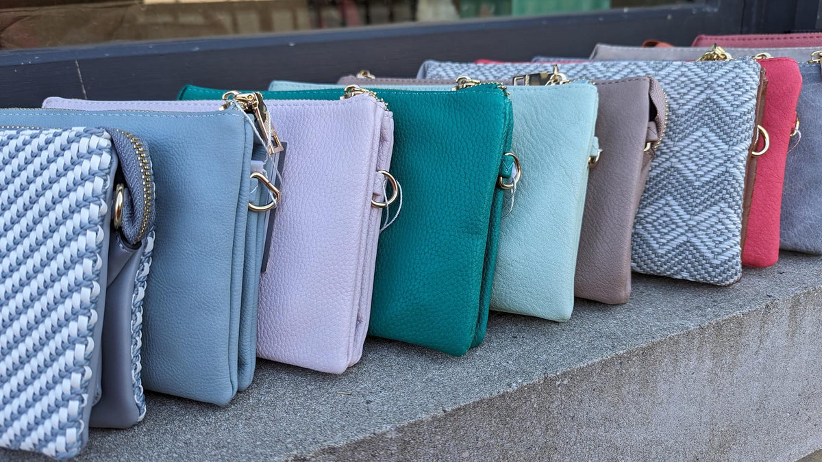Hello Fall - Riley 3 in 1 Crossbody/Wristlet – Show Ring Bling