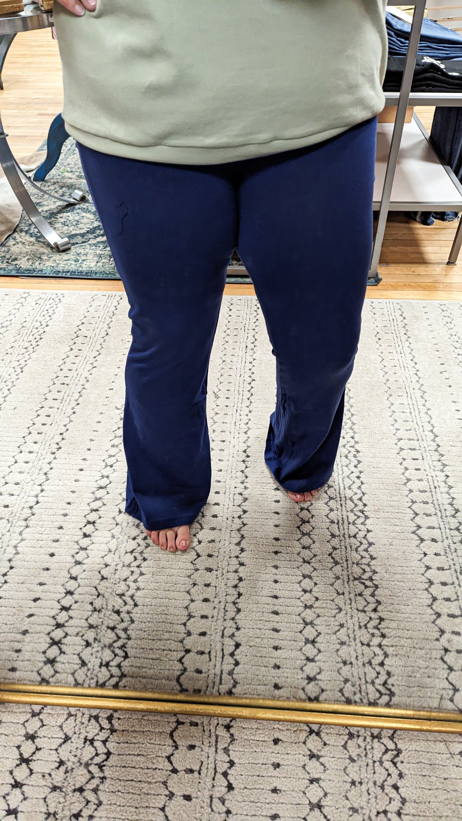 Navy Flare Yoga Pant