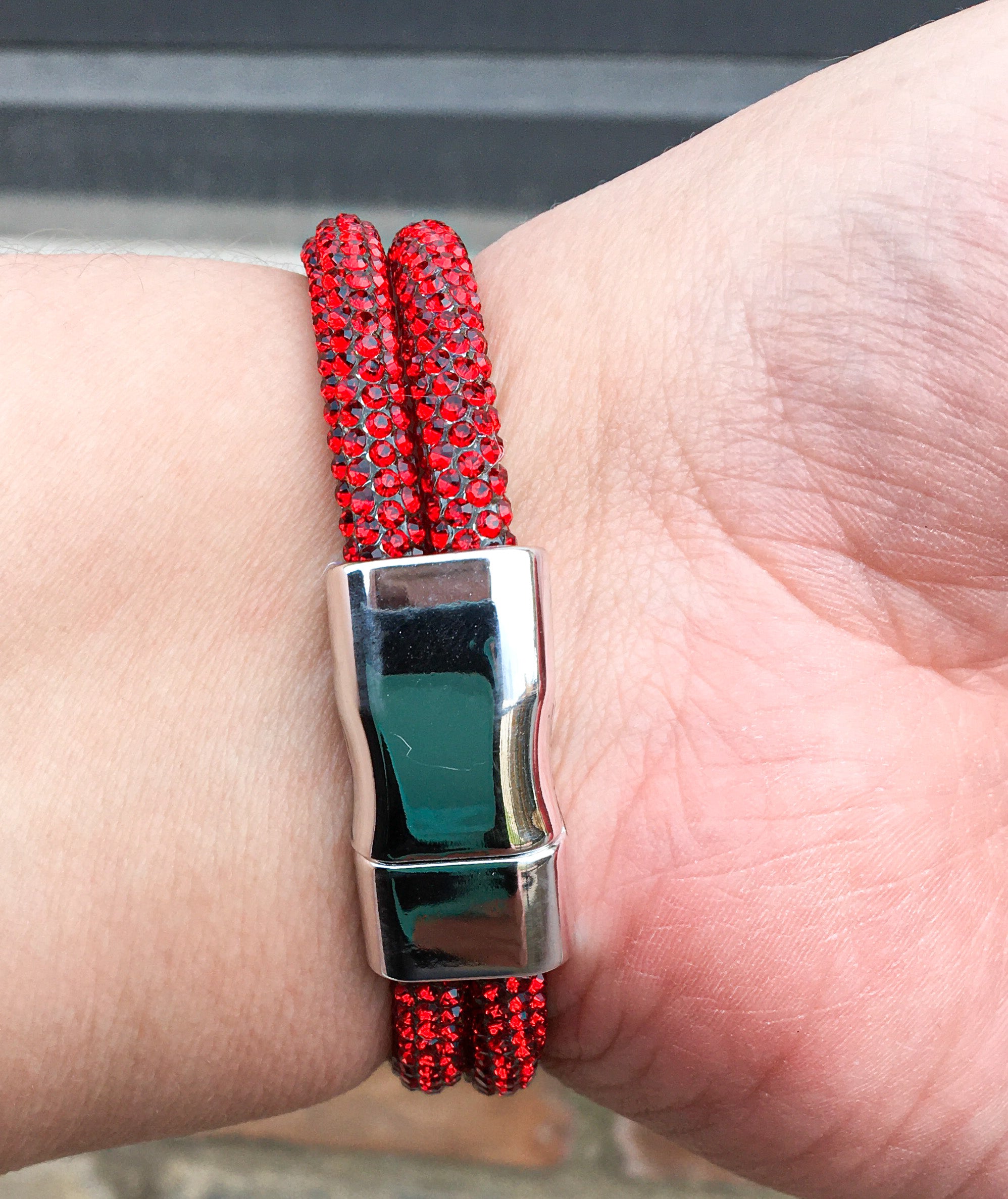 Glitzy Red Bracelet